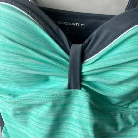 NWT FREE COUNTRY WO SIZE LARGE SWIM TOP SEAFOAM GREEN GRAY PADDED BRA ADJ STRAPS - Picture 9 of 12